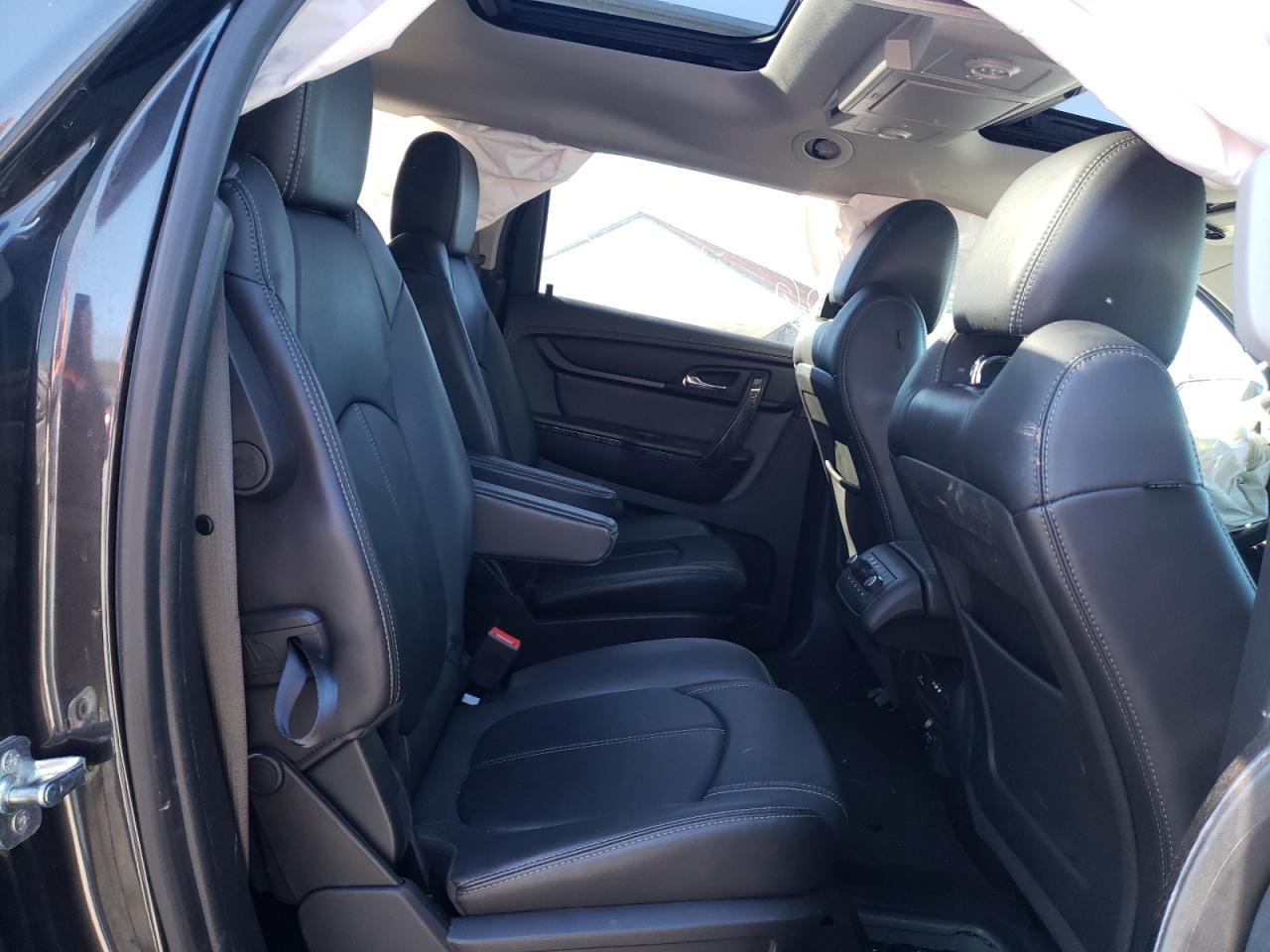 2015 GMC Acadia - Image 6
