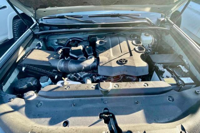2021 TOYOTA 4RUNNER VE JTELU5JR8M5920667