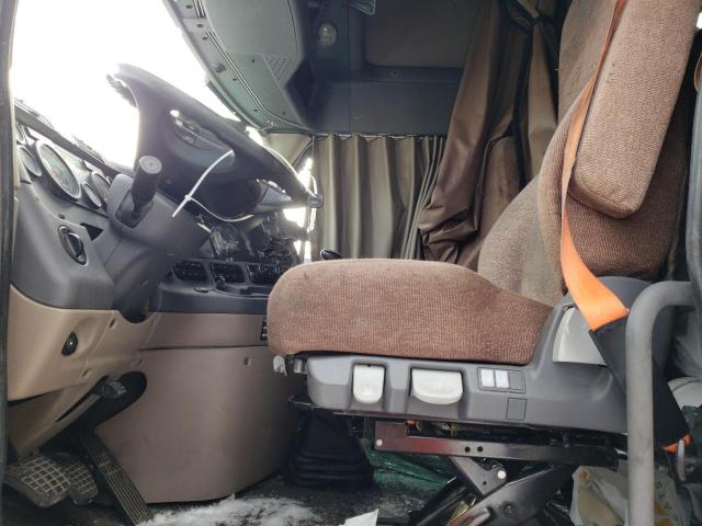 3AKJGLD58FSGH1135 Freightliner Cascadia 1 2015. Фото: 4