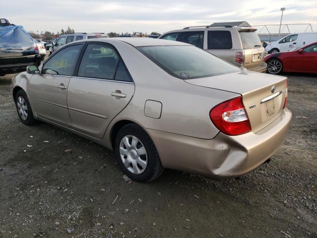 2003 TOYOTA CAMRY LE - Right Front View