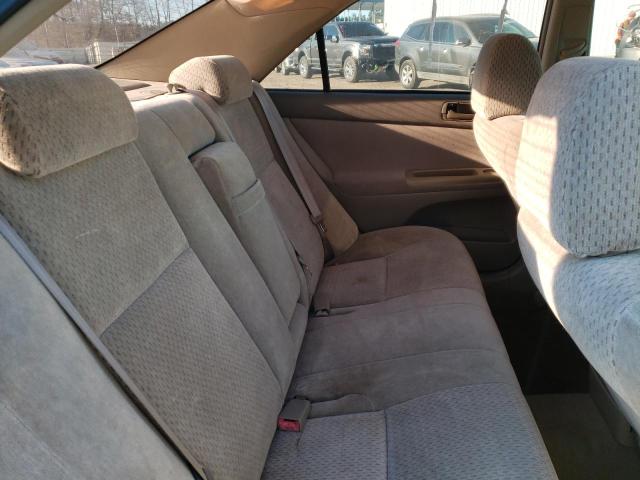 2002 TOYOTA CAMRY LE - Interior View