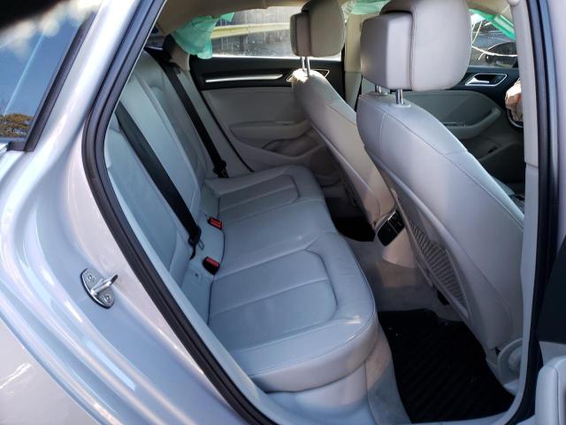 2015 AUDI A3 WAUBFGFF9F1061018