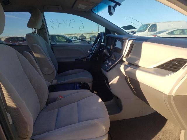 5TDKZ3DC4HS873599 Toyota Sienna Le 2017. Фото: 4
