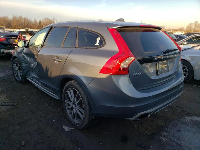 2016 VOLVO V60 CROSS YV4612HK8G1013685