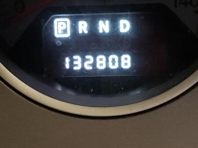 2011 VOLKSWAGEN ROUTAN SE 2V4RW3DG1BR695389