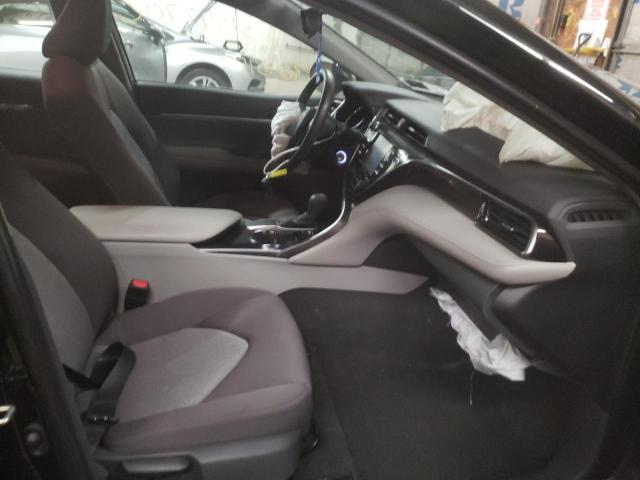 4T1B11HK1KU803215 Toyota Camry L 2019. Фото: 4
