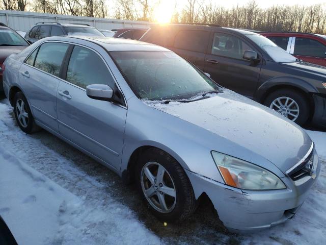 Salvage cars for sale from Copart Milwaukee, WI: 2003 Honda Accord EX