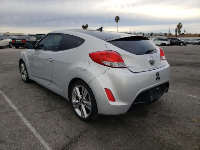 KMHTC6AD4GU279590 Hyundai Veloster 2016. Фото: 2