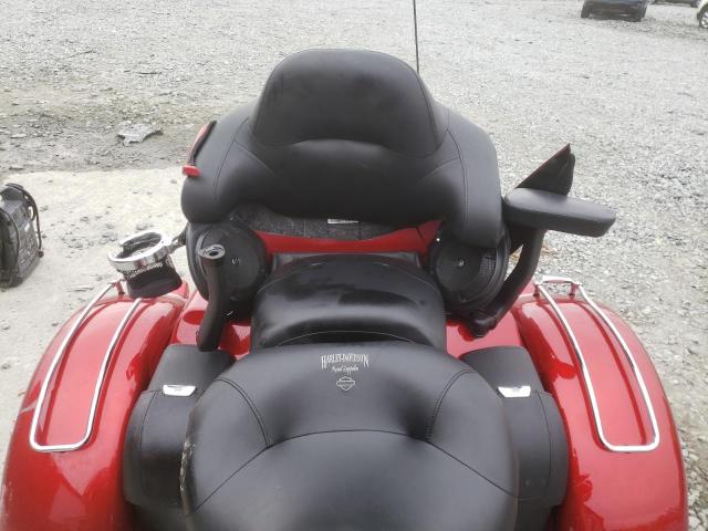 2018 HARLEY-DAVIDSON FLHTCUTG T 1HD1MAD19JB859822