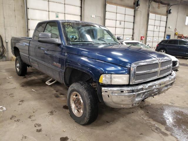 Salvage cars for sale from Copart Blaine, MN: 2001 Dodge RAM 2500