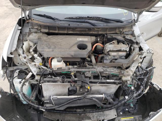 2017 NISSAN ROGUE SV H 5N1ET2MT3HC801573