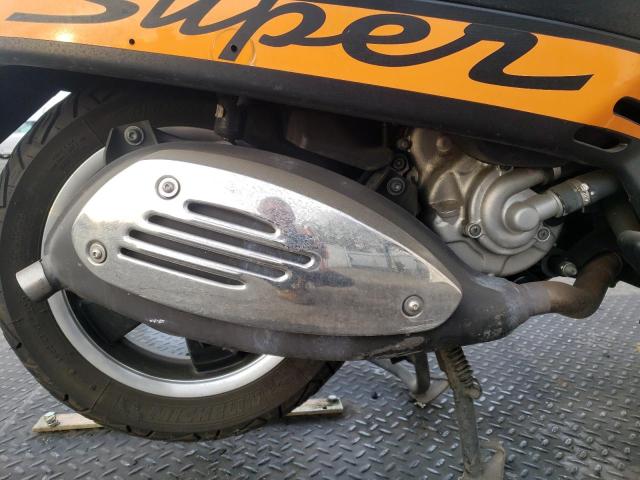2015 VESPA GTS 300 SU ZAPM459L9F5100155