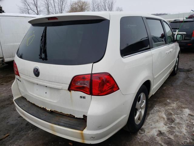 2010 VOLKSWAGEN ROUTAN SE 2V4RW3D18AR186605