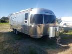2018 AIRSTREAM  FLYING CLO