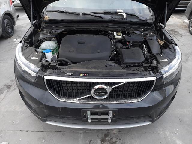 2019 VOLVO XC40 T5 MO YV4162UK1K2132716