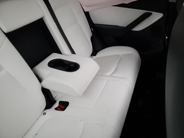 2021 TESLA MODEL Y 5YJYGDEE6MF271114
