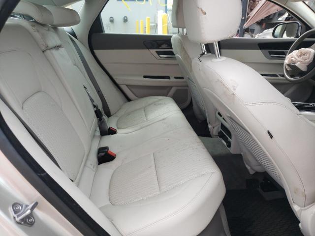 2016 JAGUAR XF PRESTIG SAJBK4BV4GCY20272