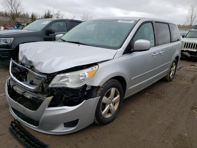 2010 VOLKSWAGEN ROUTAN SE 2V4RW3D17AR195229
