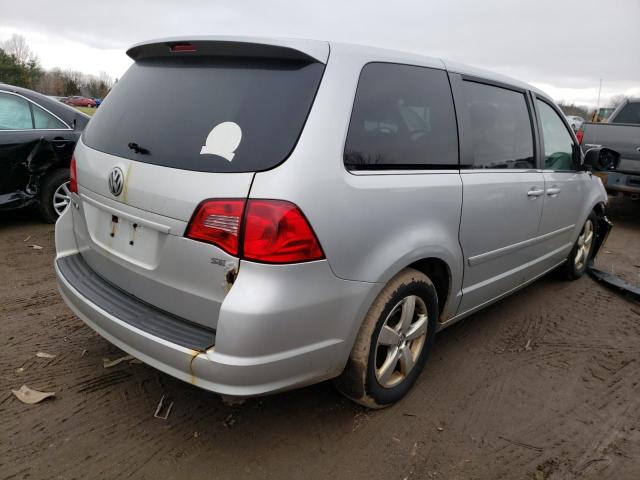 2010 VOLKSWAGEN ROUTAN SE 2V4RW3D17AR195229