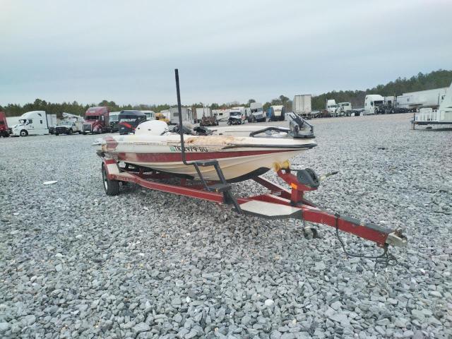 Salvage boats for sale at Memphis, TN auction: 2000 Triton Boat With Trailer