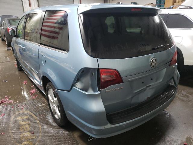 2010 VOLKSWAGEN ROUTAN SE 2V4RW3D13AR231157