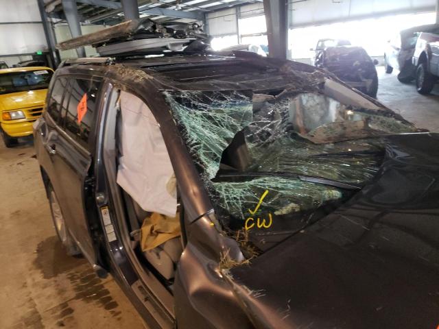 5TDDK3EH1DS260714 Toyota Highlander 2013. Фото: 8