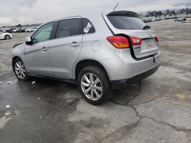 4A4AP4AU3FE021681 Mitsubishi Outlander 2015. Фото: 2