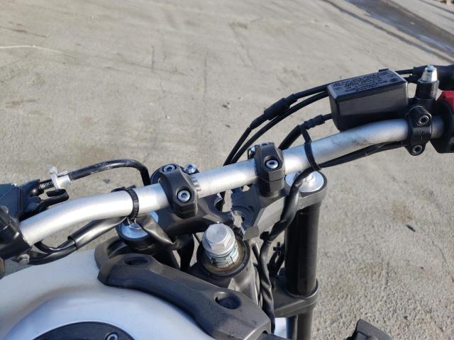 2017 YAMAHA FZ09 C JYARN53Y1HA000579