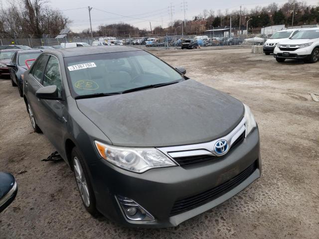 Carros dañados por inundaciones a la venta en subasta: 2013 Toyota Camry Hybrid