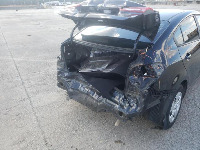 3KPFK4A70JE268479 KIA FORTE LX