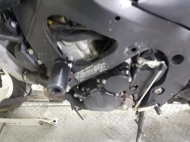 2006 SUZUKI GSX-R750 K JS1GR7KA262106654