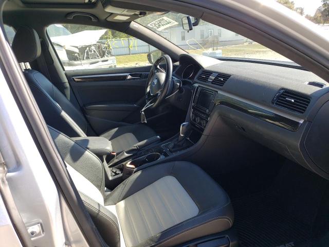 2018 VOLKSWAGEN PASSAT GT 1VWJM7A38JC035196