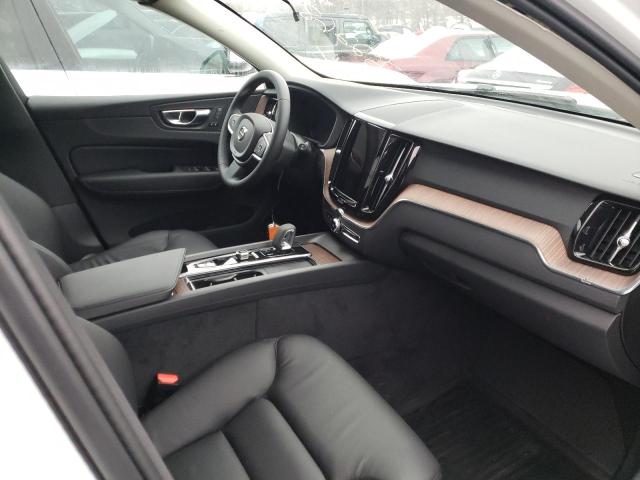 2022 VOLVO XC60 B5 MO YV4L12RK4N1920934