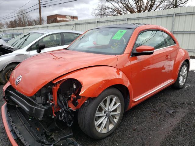 2018 VOLKSWAGEN BEETLE SE 3VWJD7AT9JM728633