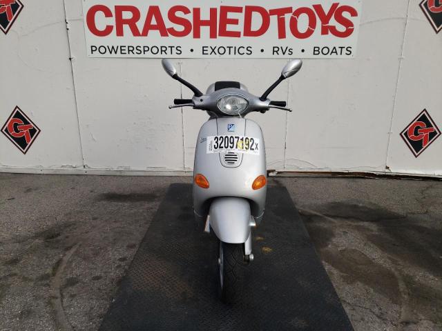 2004 VESPA M198F ZAPM198F545011174