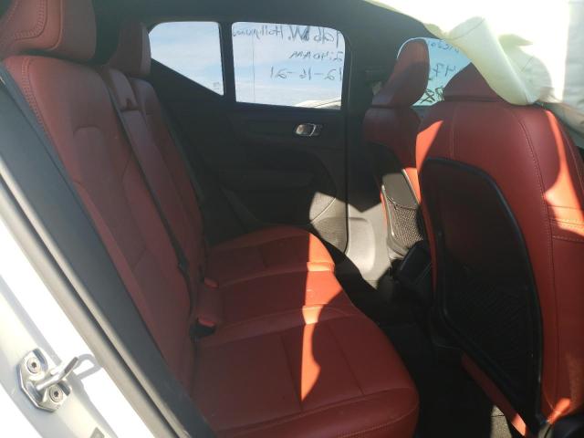 2019 VOLVO XC40 T5 MO YV4162XZXK2006220