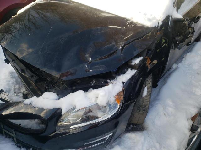 2015 VOLVO V60 PREMIE YV1612SB5F1195642