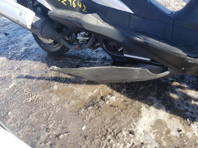 2018 SUZUKI UH200 MLCCH41A1J1600058