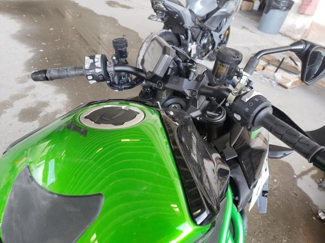 2021 KAWASAKI ZR1000 L JKAZRCL14MA000158