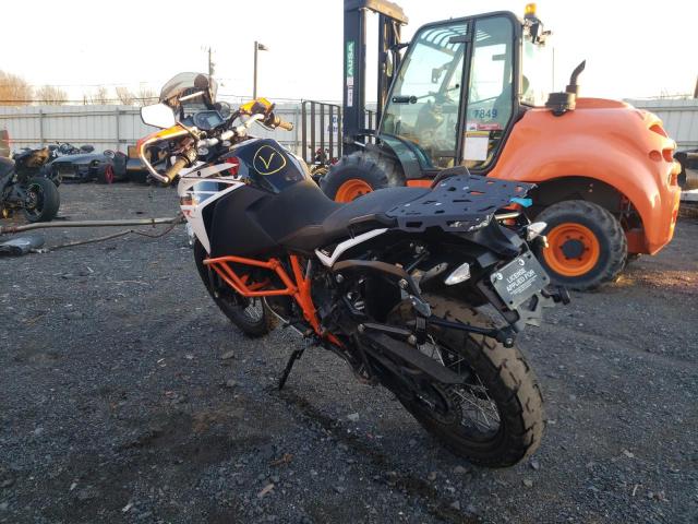 VBKV49409JM996318 Ktm 1090 Adven 2018. Фото: 2