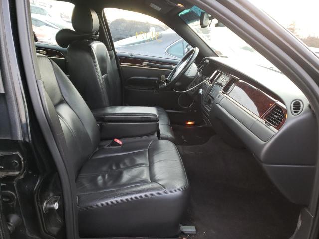 2011 LINCOLN TOWN CAR E 2LNBL8EV7BX756847