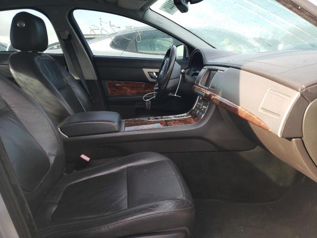 2011 JAGUAR XF SAJWA0FB2BLS01532