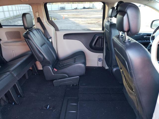 2014 CHRYSLER TOWN & COU - 2C4RC1BG2ER398047