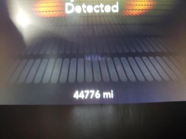 2C3CDZAT5FH821697 Dodge Challenger 2015. Фото: 7