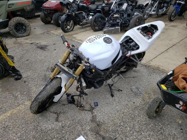 2005 SUZUKI GSX JS1GN7CAX52113280