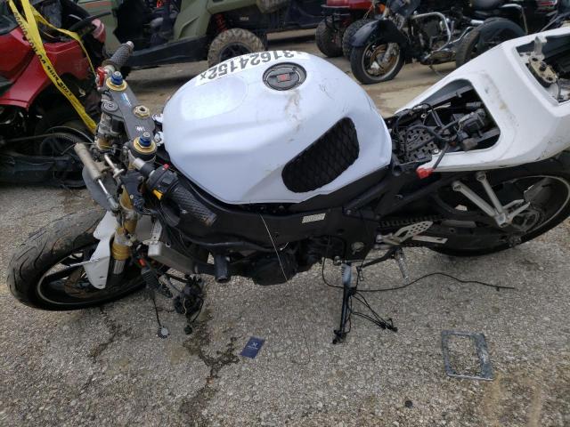 2005 SUZUKI GSX JS1GN7CAX52113280