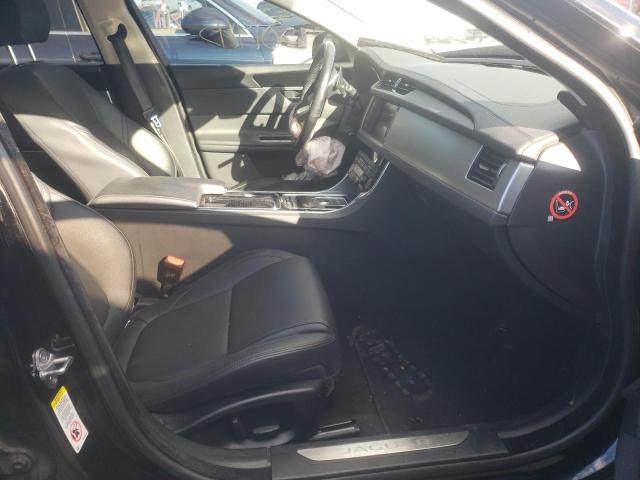 2017 JAGUAR XF SAJBR4BV3HCY26724