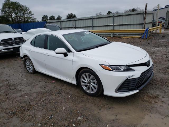 Salvage cars for sale from Copart Florence, MS: 2022 Toyota Camry LE