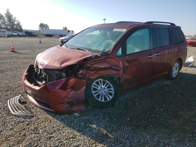 2014 TOYOTA SIENNA XLE - 5TDYK3DC0ES406285