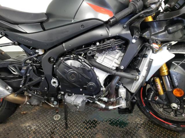 2021 SUZUKI GSX-R1000 JS1DM11H9M7100525